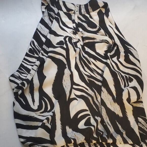 New York & Company Top XL Tank Zebra Print Wrap Going Out Streetwear Festival - Picture 6 of 9